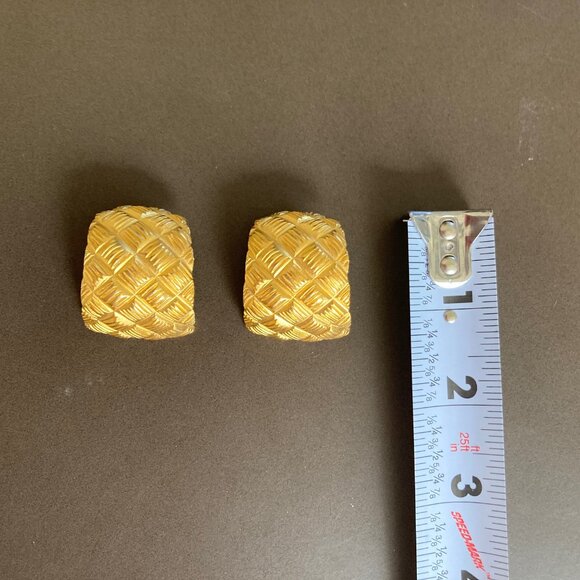 Anne Klein Gold Tone Basket Weave Clip On Earrings Vintage 1980s Chunky Gorgeous - Picture 13 of 13